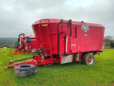 2016 HiSpec T20 vertical auger feeder with spare tyre