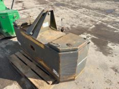 2013 Watkins 1950kg Front Weight w/ Tool Box