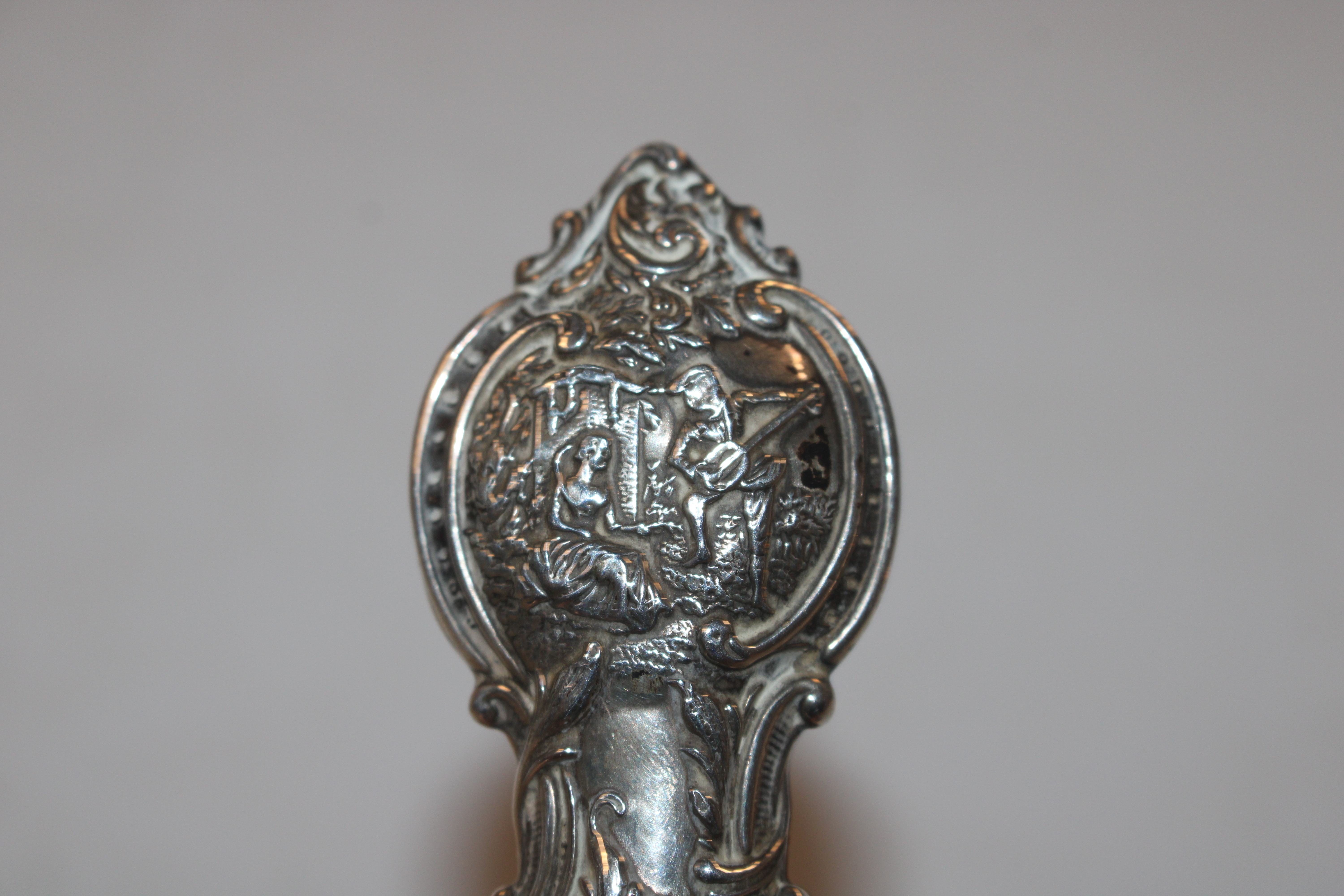 A silver cream jug, approx. 108gms; a vesta case; - Image 8 of 18