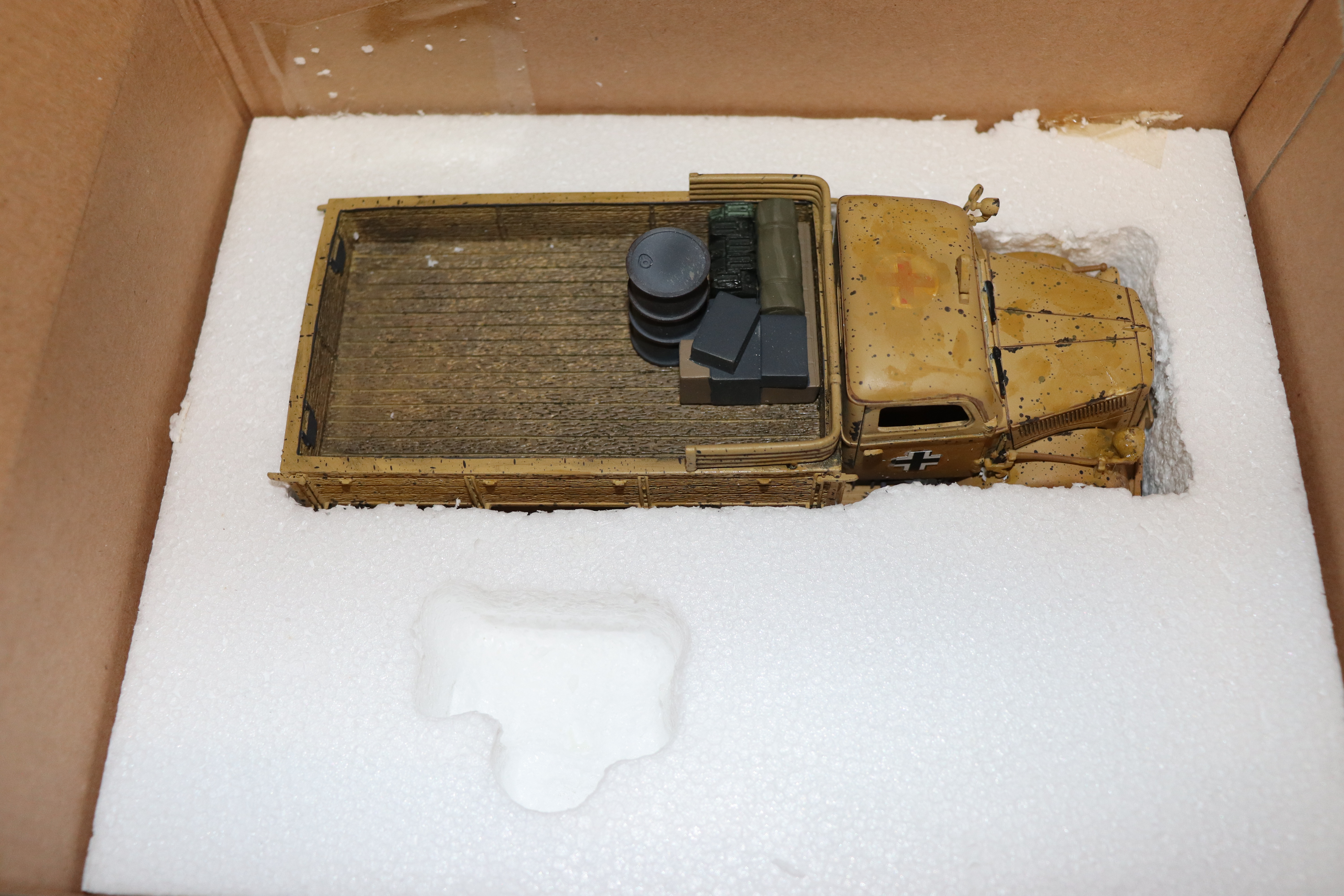 Five Thomas Gunn Miniatures Models, SS041B, SS043A - Image 7 of 11