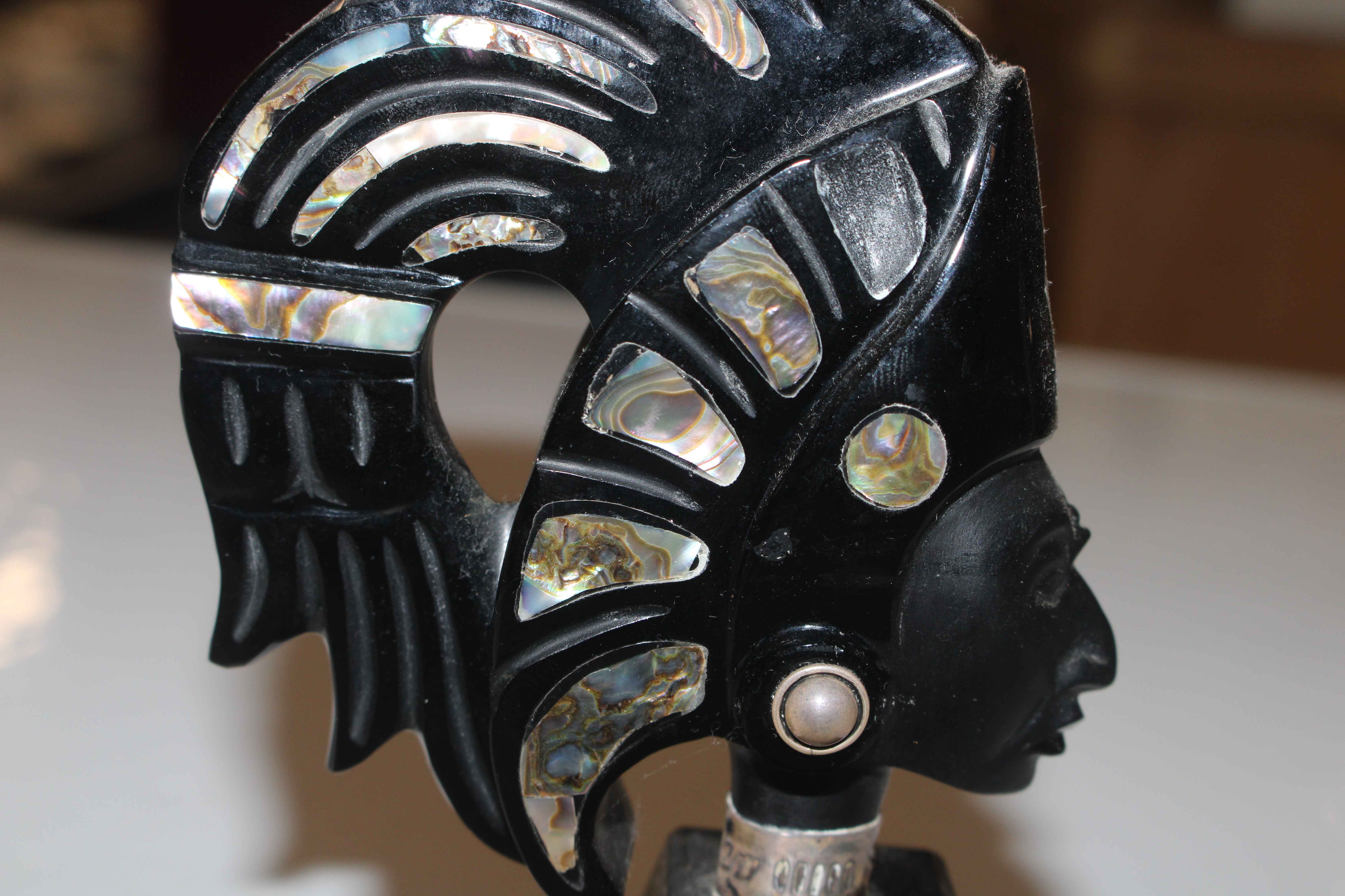 An abalone shell inlaid bust with 925 silver colla - Image 5 of 7