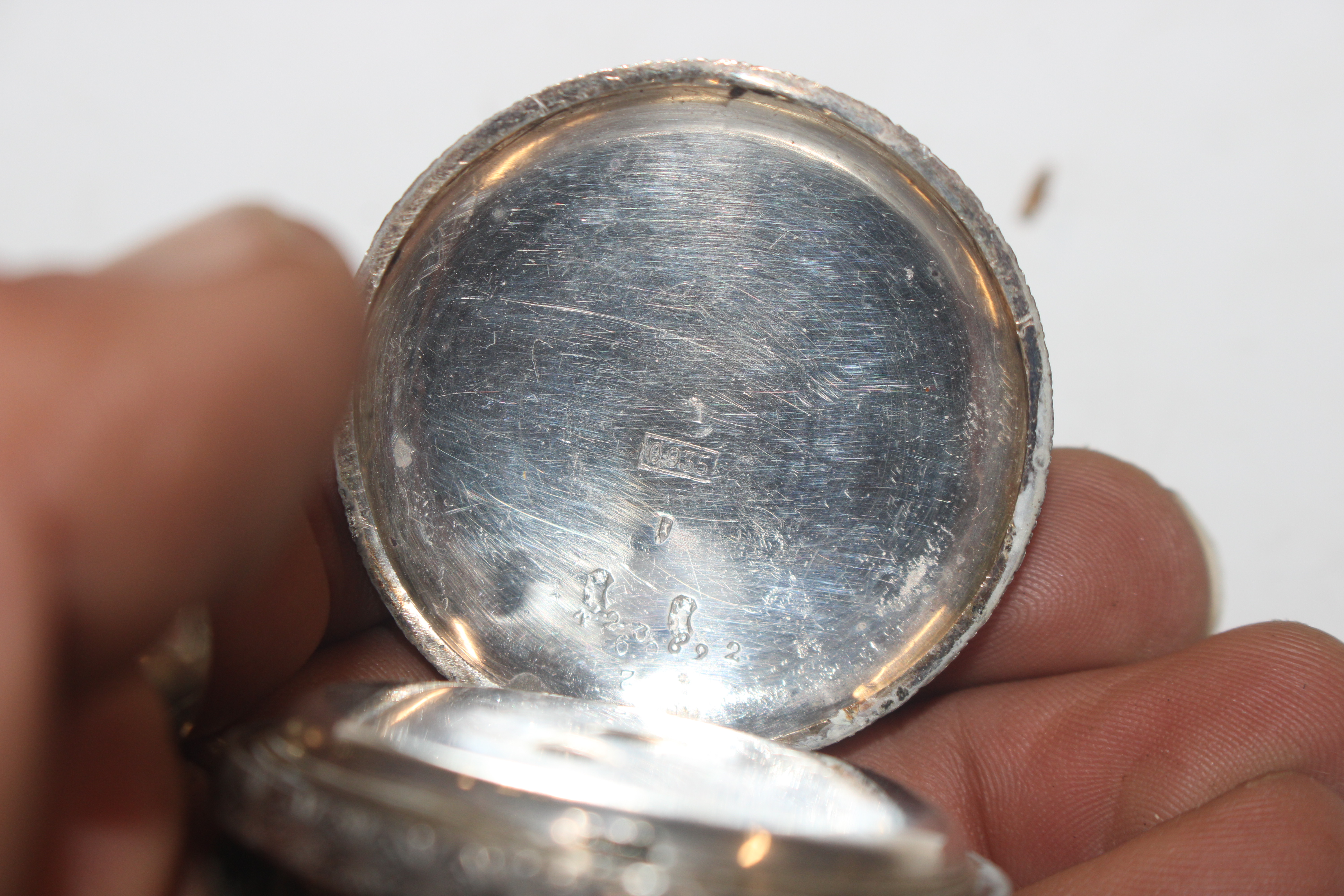 A silver cream jug, approx. 108gms; a vesta case; - Image 17 of 18