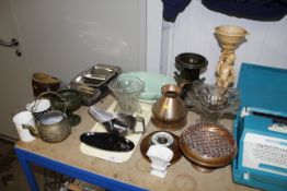 A quantity of various decorative china, metal ware