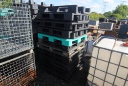 Quantity of plastic pallets.