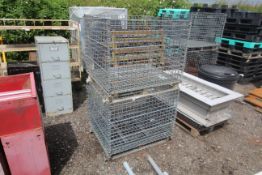 2x Stacking wire stillages.