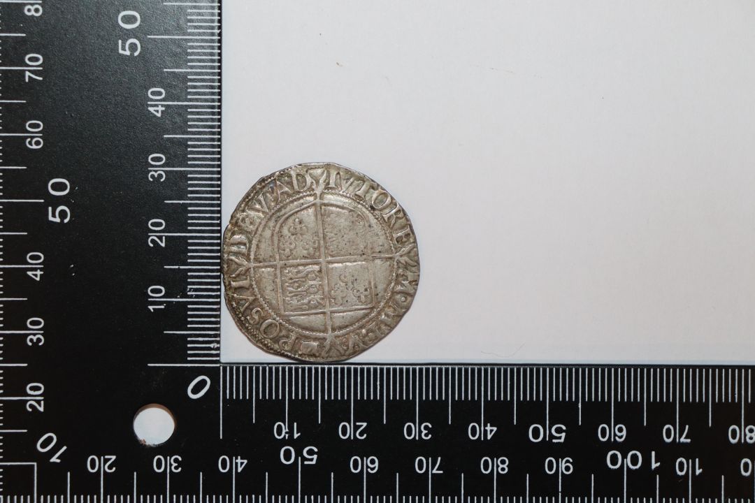 An Elizabeth I shilling, MM woolpack - Image 3 of 4