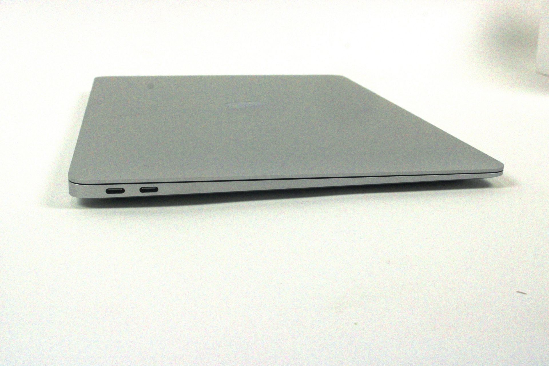 Apple MacBook Air (13") laptop. Operating System macOS Sonoma. CPU M1. RAM 8GB. SSD 256GB. Year - Image 6 of 11