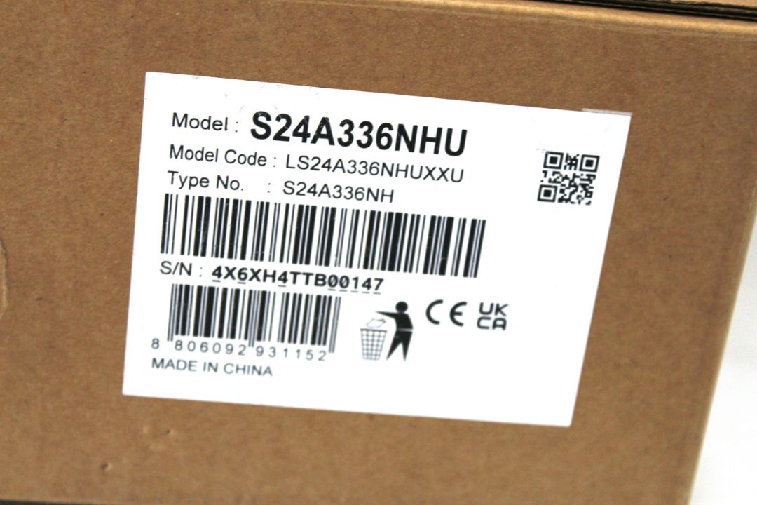 Samsung S24A336NHU 23.8" Essential Monitor, as new with power cable, instruction manual and original - Image 9 of 9
