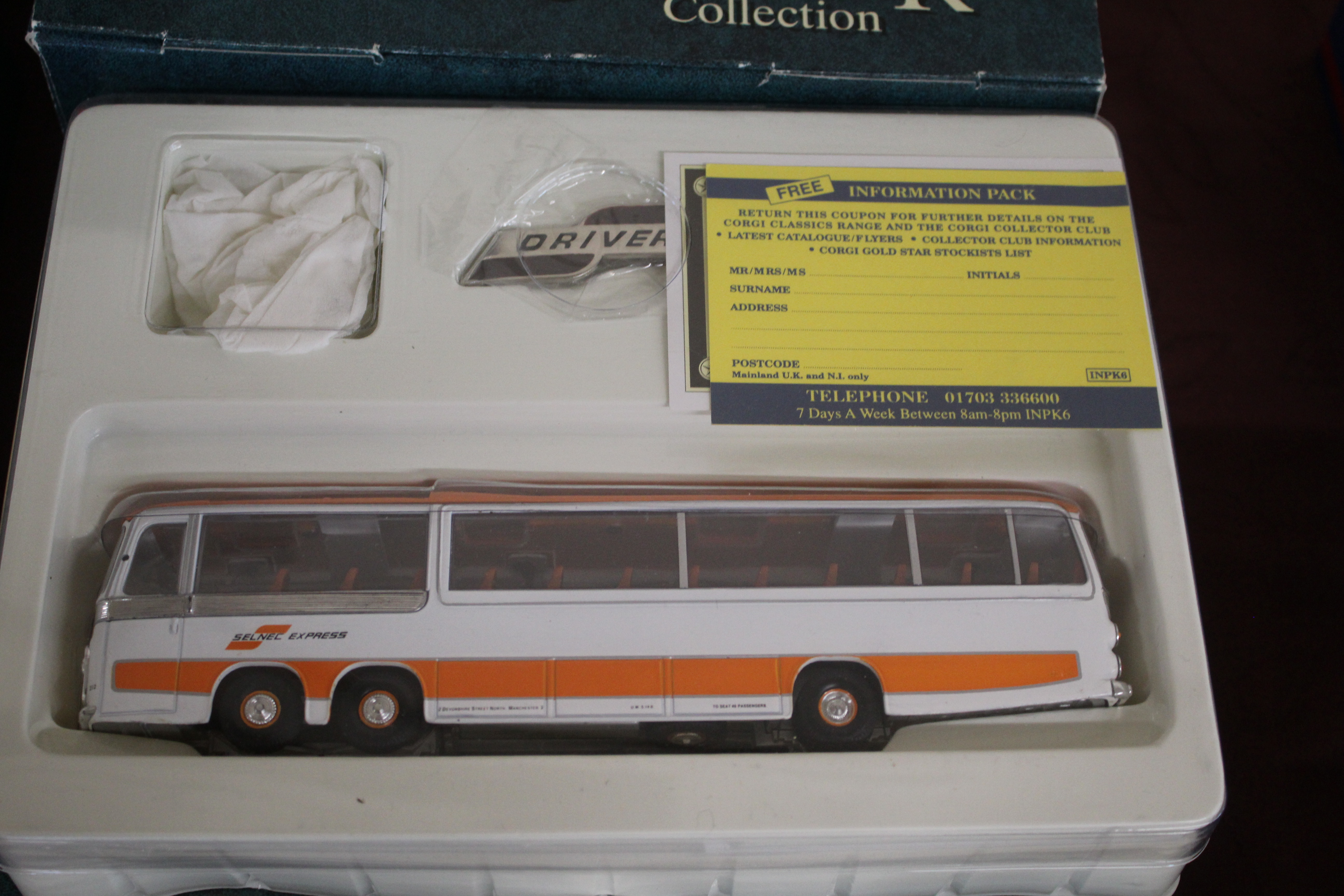 Corgi Classics The Connoisseur Collection Selneck Bedford Val; two others; a Yelloways Bedford Val - Image 5 of 5