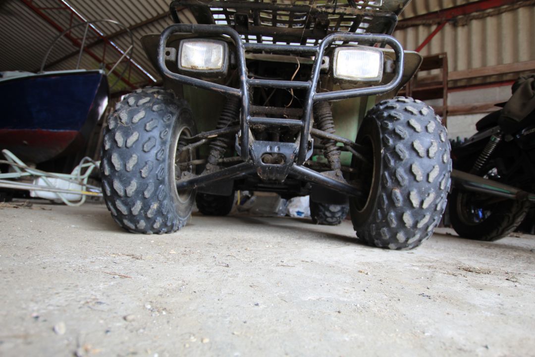 Kawasaki KLF 300 2WD quad bike. 3,396 miles. Owned from new. Key held. NO VAT - Image 5 of 27