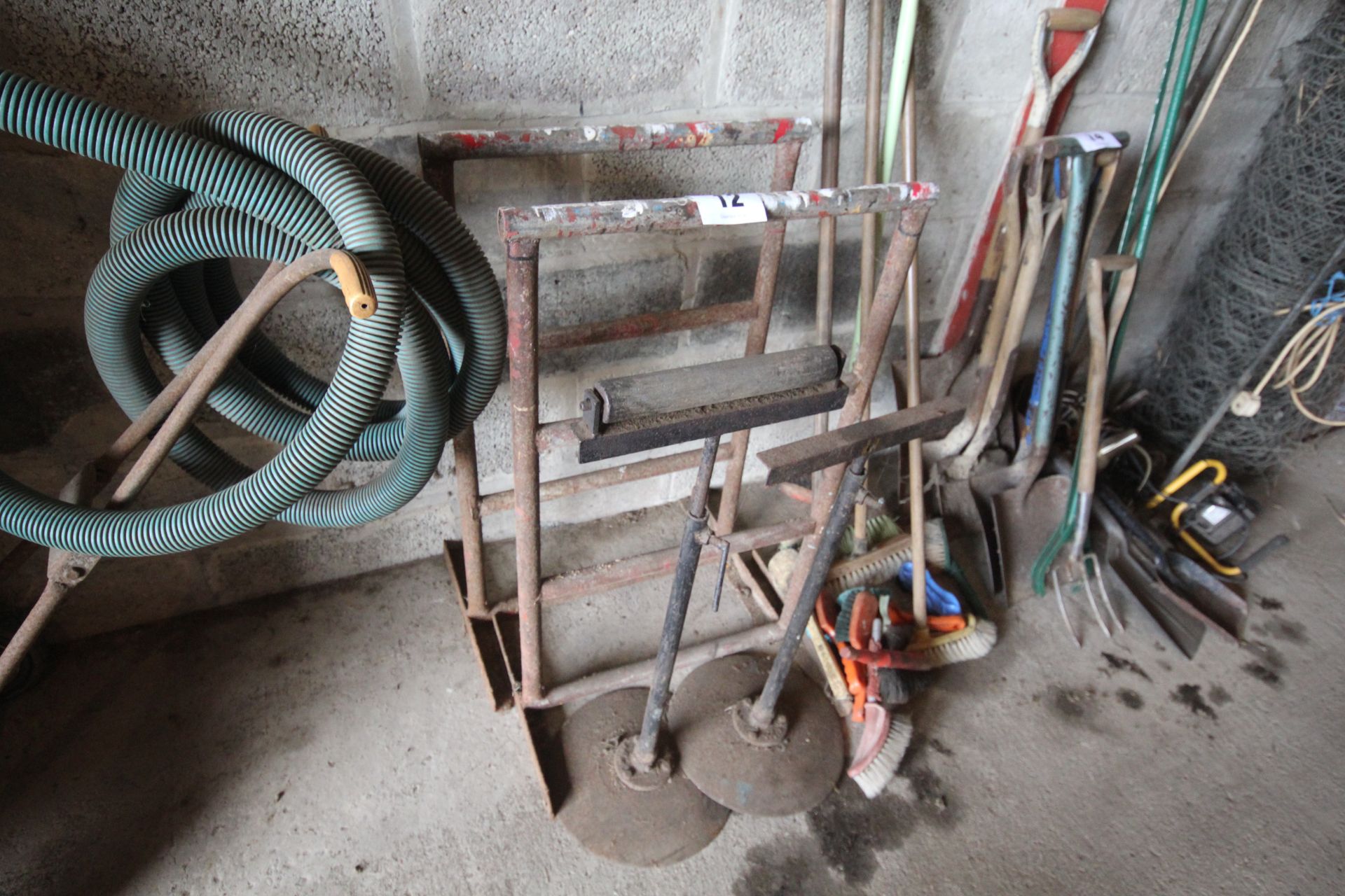 4x Stands. NO VAT