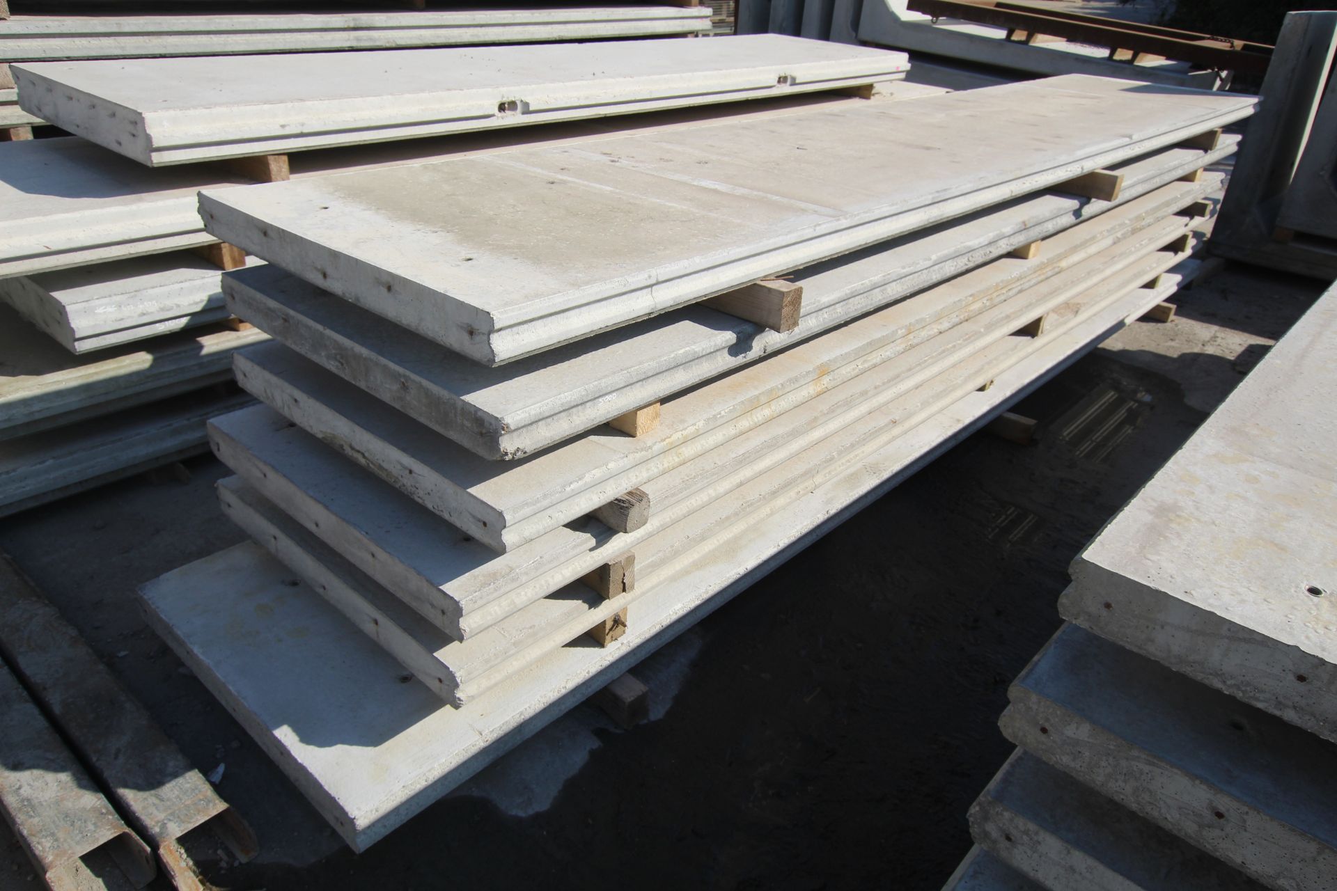 6x prestressed concrete panels: 2x 5000 x 1000 x 9