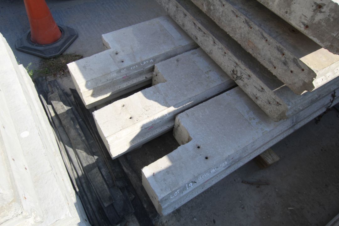 3x notched end prestressed concrete panels: 6485 x - Image 2 of 12