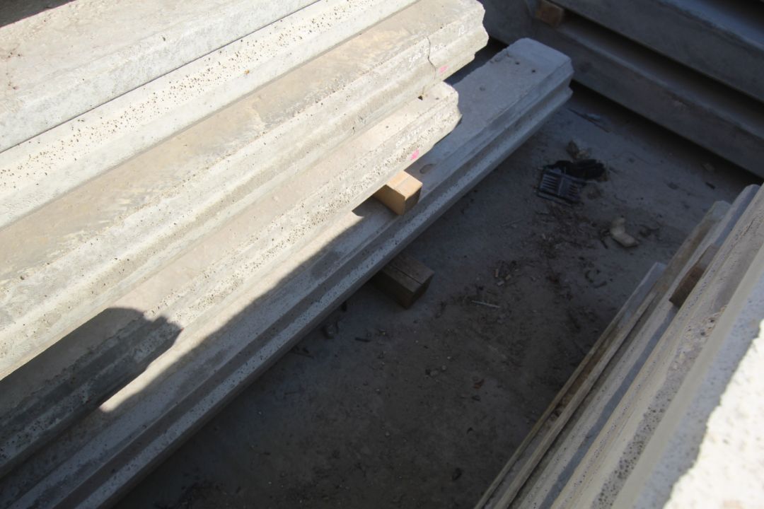 3x notched end prestressed concrete panels: 6485 x - Image 5 of 12