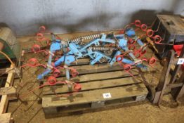 Covering harrows for Lemken drill.