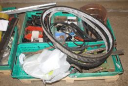 Pallet containing quantity of Claas combine spares