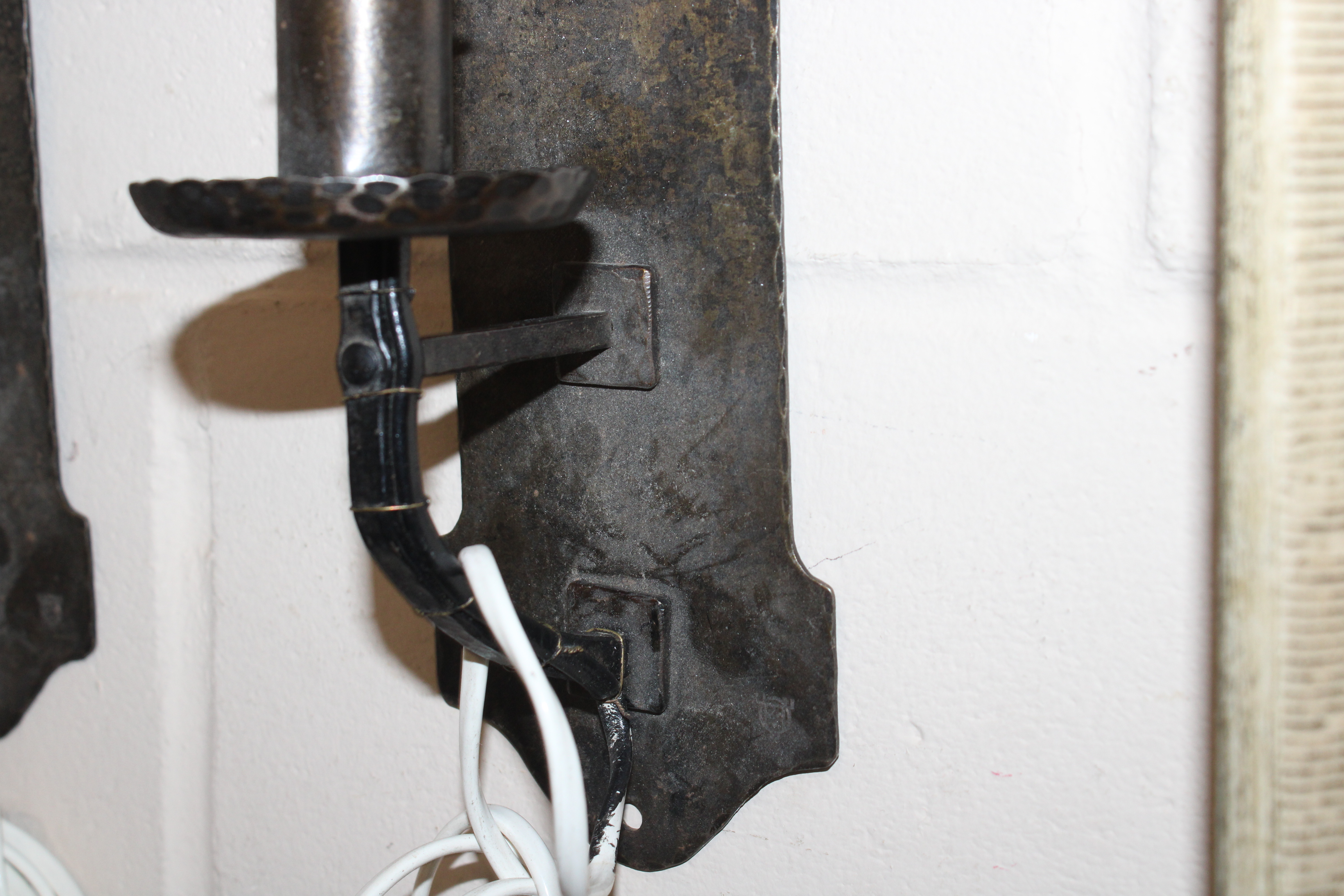 A pair of metal Arts & Crafts wall lights - Image 4 of 4