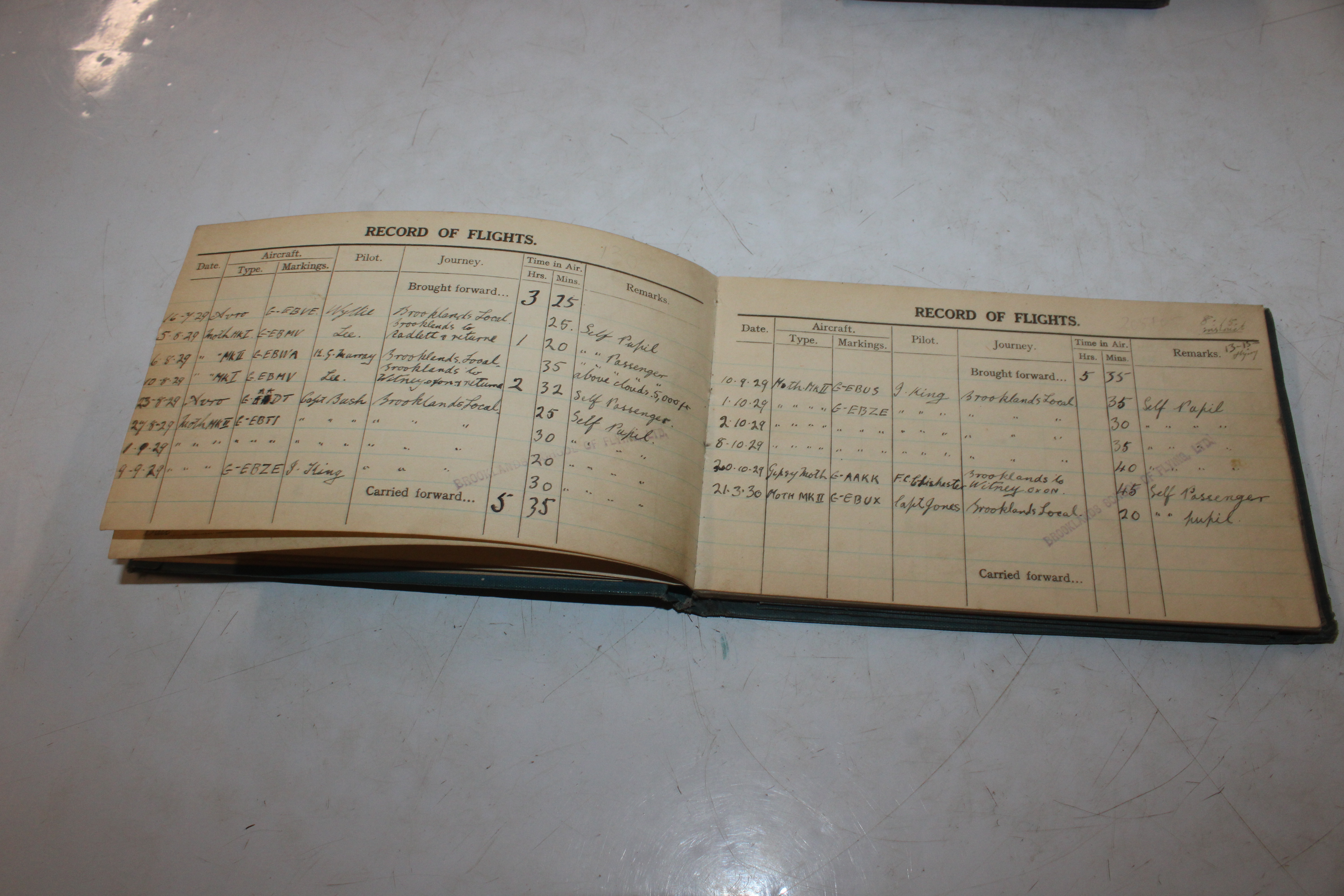 Aviation pilots flying log books, flying licence d - Image 10 of 15