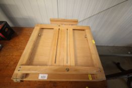 A Windsor and Newton artists box / easel