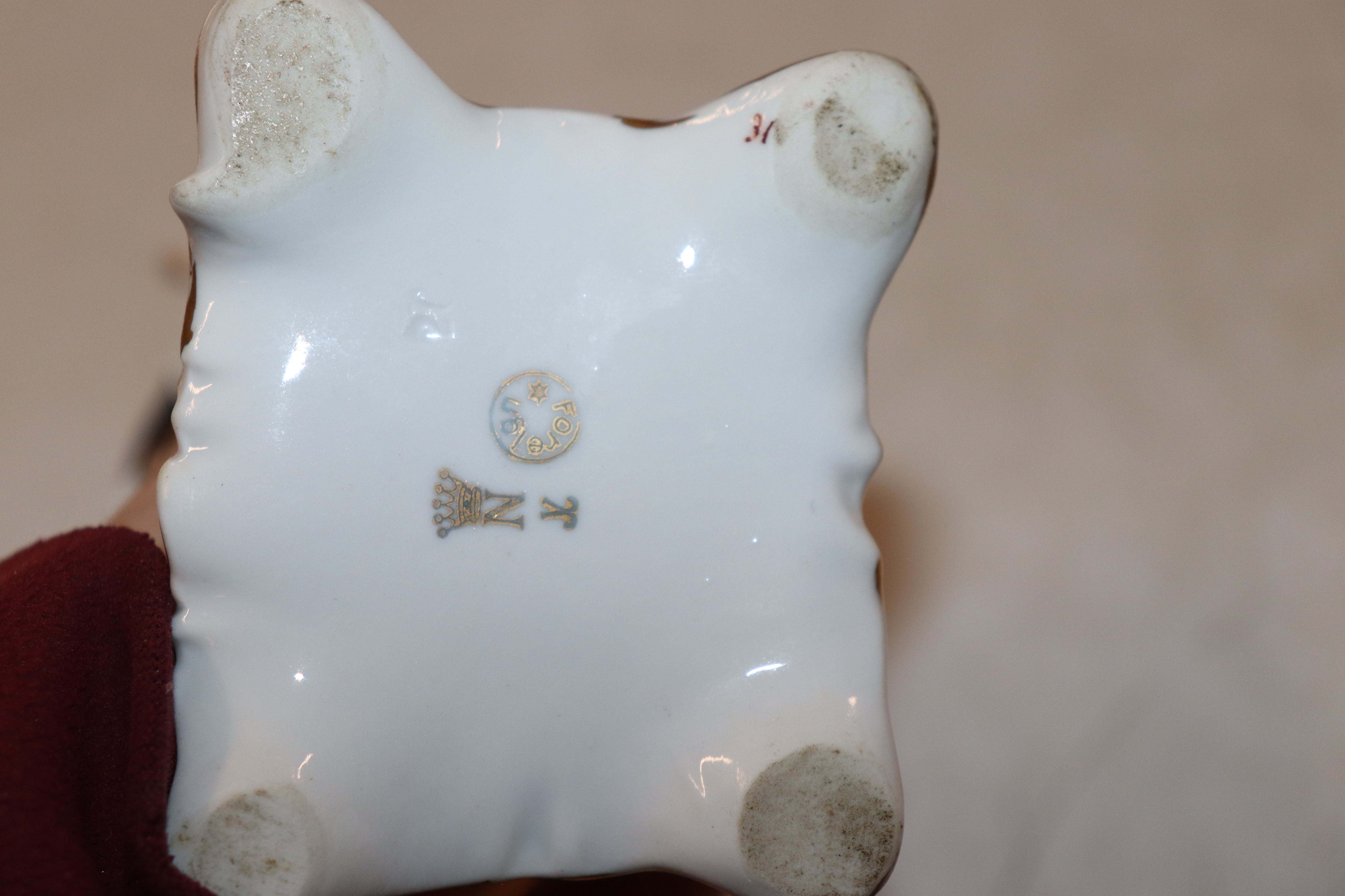 Four continental porcelain figures AF - Image 18 of 19