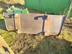 1/2 Tonne bucket with JCB brackets