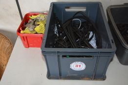 Qty Plastic water pipe fittings as lotted