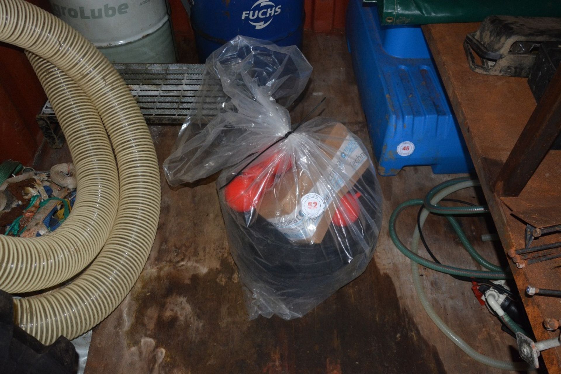 Qty plastic pipe fittings