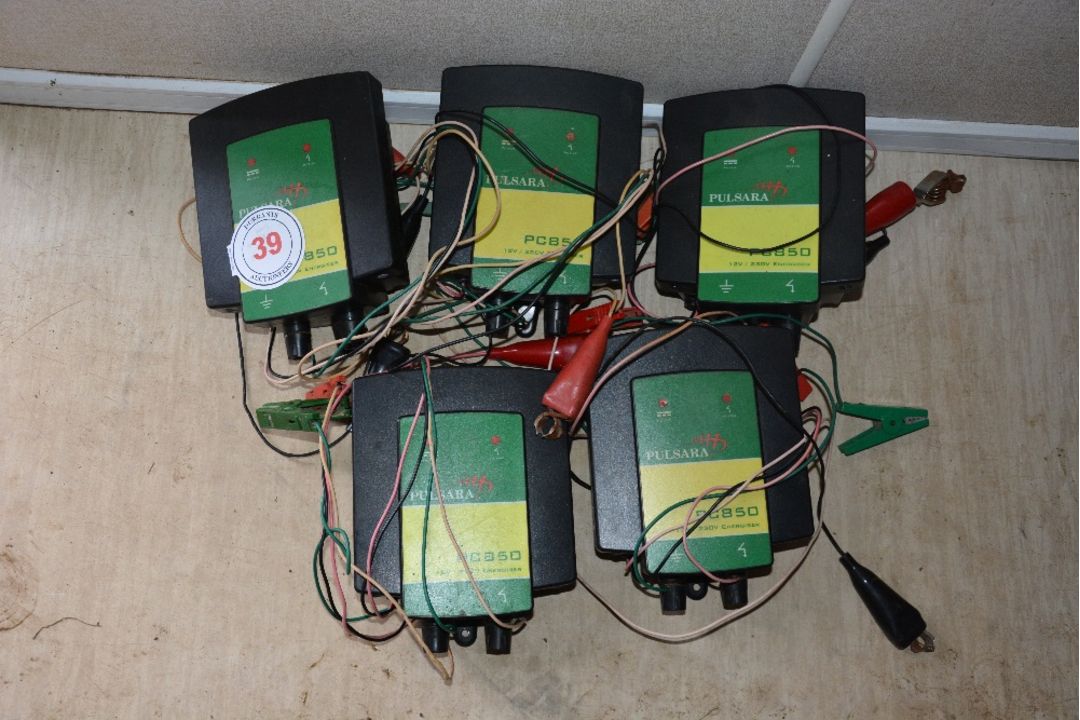 5 x Pulsara PC850 energisers