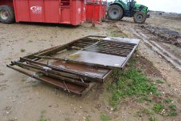 Steel Radial gates as lotted