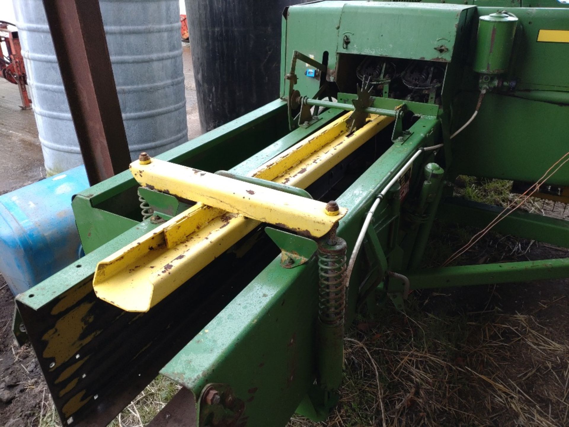 John Deere 466 Conventional Baler - Image 4 of 6