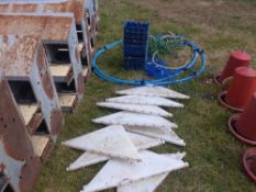 Chicken Drinkers & Pipe