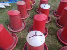 5 x Chicken Plastic Hanging Feeder