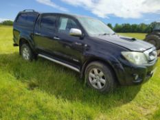 Toyota Hilux Invincible, 3Litre, 211,000 miles,