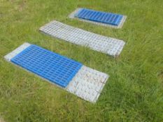 12 x Plastic Wall Mountable Storage Bin Racks