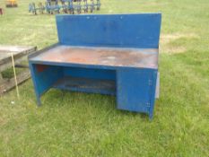 Heavy Duty Metal Workbench