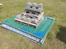 5 x Solid Hoarding Panels & Feet