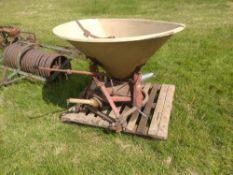 Vicon Fertiliser Spreader