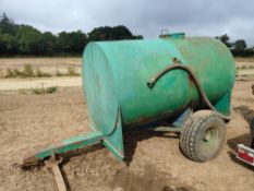 Single axle water bowser (1,