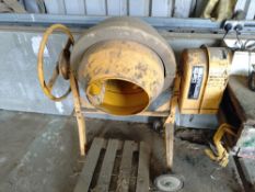Clarke contractor petrol cement mixer