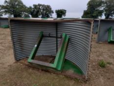 John Harvey Farrowing Huts (x10) - uninsulated, (with fenders) circa 12 yrs old (5.