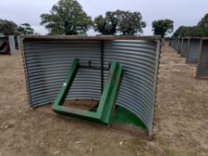 John Harvey Farrowing Huts (x10) - uninsulated, (with fenders) circa 12 yrs old (5.