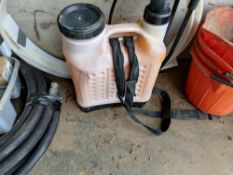 Knapsac sprayer