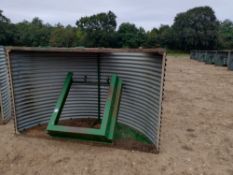 John Harvey Farrowing Huts (x10) uninsulated, complete with fender, circa 12 yrs old (5.