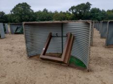 John Harvey Farrowing Huts (x10) uninsulated, with fenders, circa 12 yrs old (5.