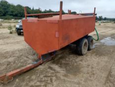 Tandem axle water bowser (1,