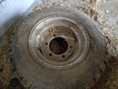 Wheel and Tyre 10.0/75-15.