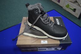 *Men’s Sneaker Boots Size: 10