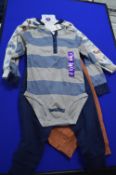 Carter’s 4pc Baby Set in Blue Size: 24 Months