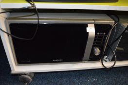 *Samsung Microwave