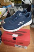 *Skecher Lady's Navy Lightweight Shoes Size: 6